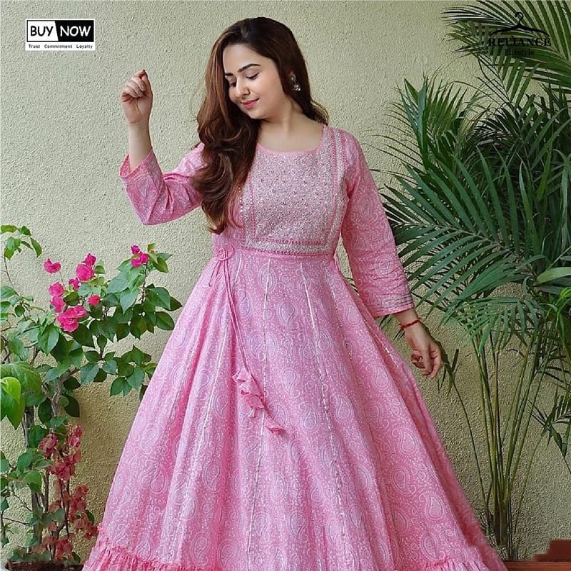 Women Embroidered Pure Cotton Anarkali Kurta (Purple)